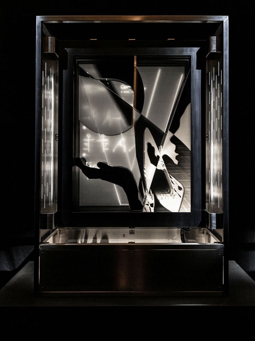 Human Unreadable X-Ray Machine #124